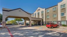 Comfort Suites