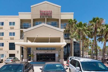 Comfort Suites