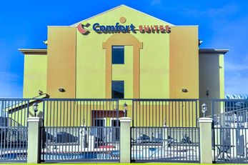Comfort Suites Westchase