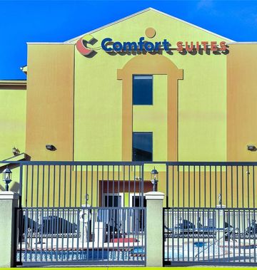 Comfort Suites Westchase