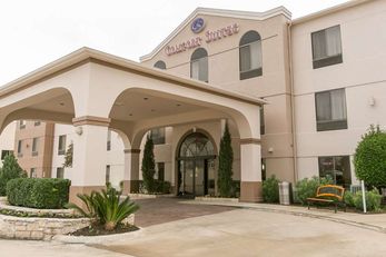 Comfort Suites North