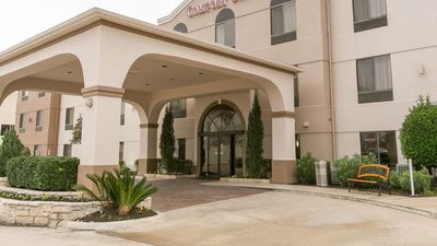 Comfort Suites North