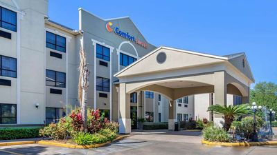 Comfort Suites Near the Galleria