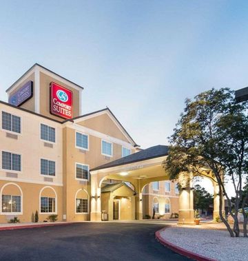 Comfort Suites