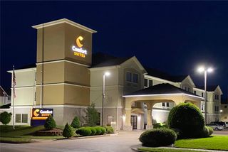 Comfort Suites