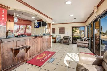Econo Lodge I-27