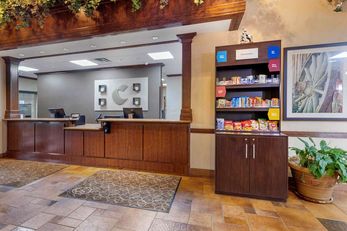 Comfort Suites Inn Marshall