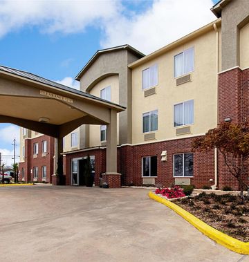Comfort Inn & Suites