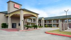 Econo Lodge & Suites