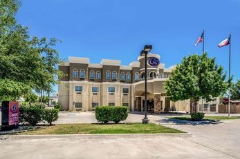 Comfort Suites Near Texas State Univ.