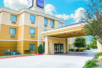Sleep Inn & Suites