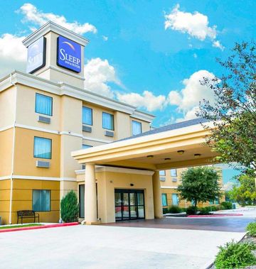 Sleep Inn & Suites