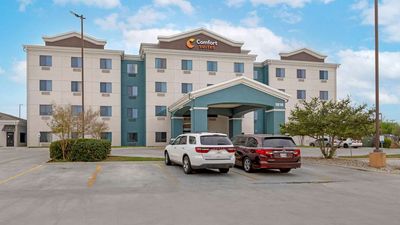 Comfort Suites