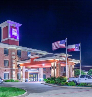 Sleep Inn & Suites