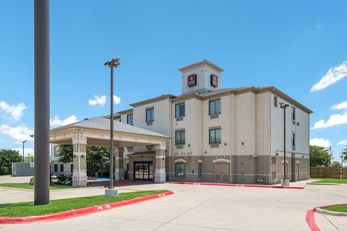 Clarion Inn & Suite