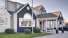Rodeway Inn & Suites Lewisville I-35