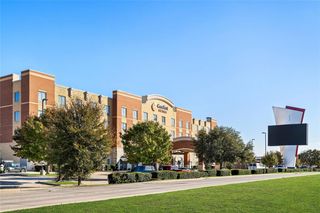 Comfort Suites at Frisco Sq/Pizza Hut Pk