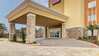 Comfort Suites