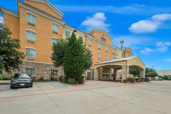Comfort Suites