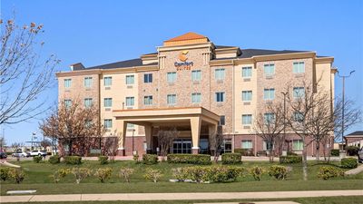 Comfort Suites