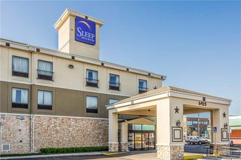 Sleep Inn & Suites