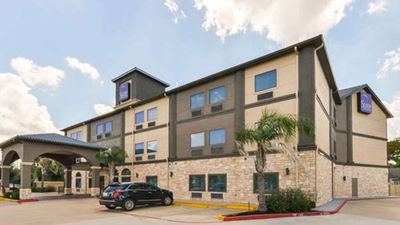 Sleep Inn & Suites near Downtown North