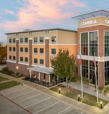 Cambria hotel & suites Plano - Frisco
