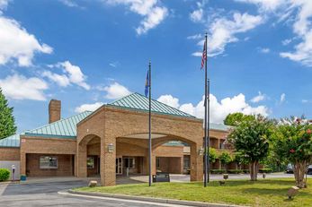 Comfort Suites Ridgewood Farms