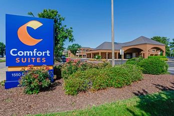 Comfort Suites