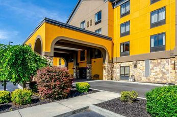 Quality Inn & Suites