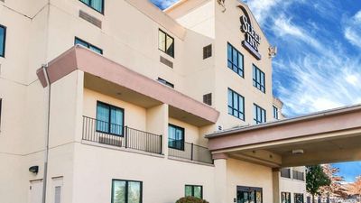 Sleep Inn & Suites