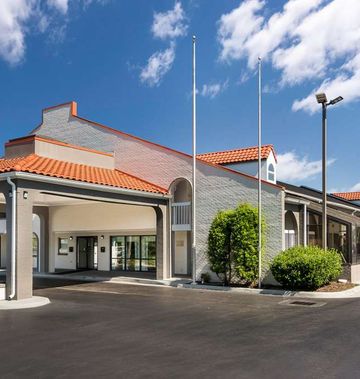 Rodeway Inn at Fort Lee