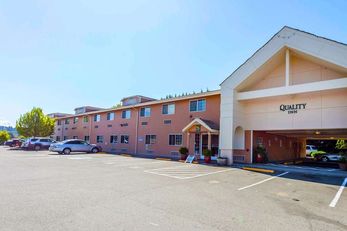 Quality Inn Seattle Premium Outlets