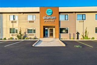 Clarion Pointe Kent Seattle South