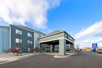 Comfort Suites