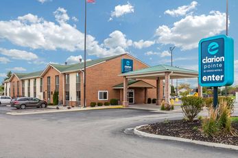 Clarion Pointe Racine-Mount Pleasant