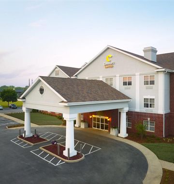 Comfort Suites Milwaukee Airport