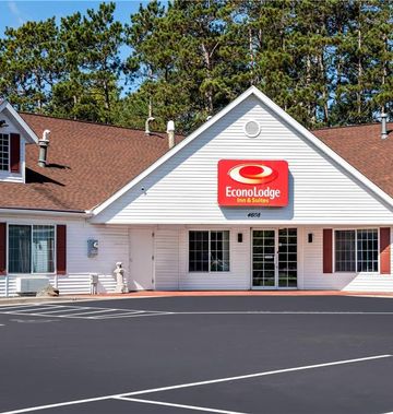 Econo Lodge Inn and Suites Eau Claire South
