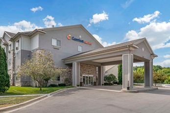 Comfort Suites