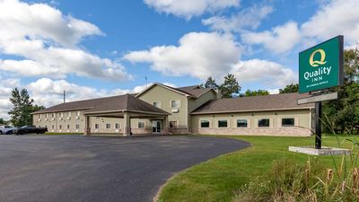 Quality Inn Redgranite