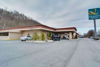 Quality Hotel & Conference Center