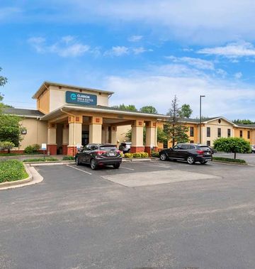 Clarion Inn and Suites Indianapolis Northwest