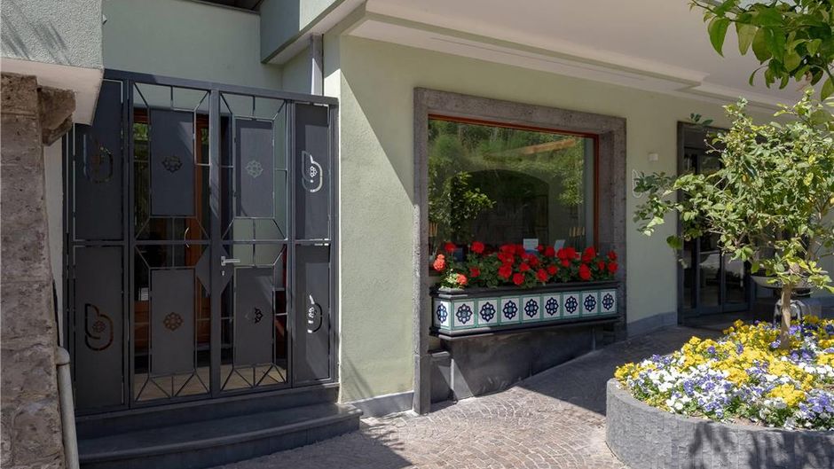 Gardenia Sorrento Coast Exterior