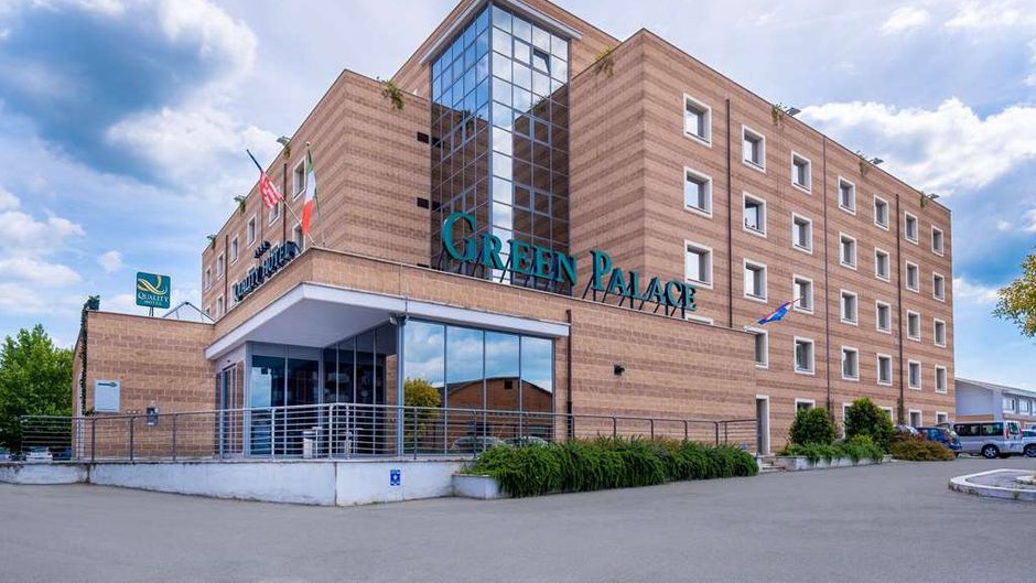 Quality Hotel Green Palace Exterior