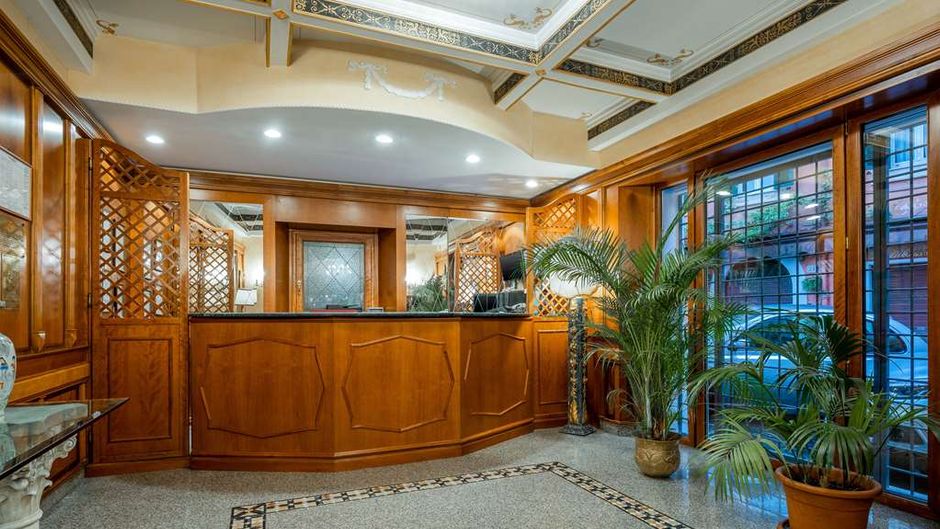 Comfort Inn Bolivar Hotel Lobby