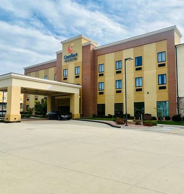 Comfort Inn & Suites Shawnee Kansas City