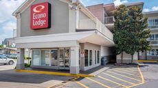 Econo Lodge Louisville Downtown