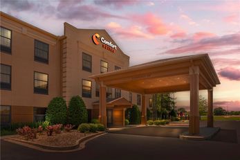 Comfort Suites