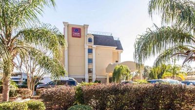Comfort Suites Airport