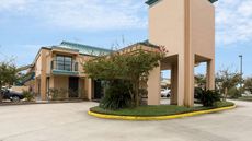 Rodeway Inn & Suites